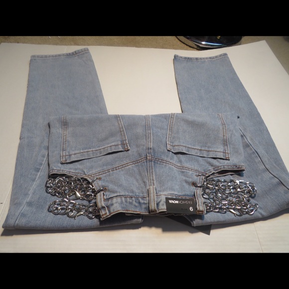 FashionNova Link by link Chain jeans - Picture 6 of 7